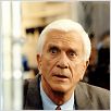 2000.1 - Um Maluco Solto no Espaço : foto Leslie Nielsen