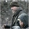 A Estrada : foto Kodi Smit-McPhee, Robert Duvall