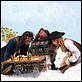 Piratas do Caribe - O Baú da Morte : foto Johnny Depp, Keira Knightley
