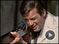 007 Contra o Homem com a Pistola de Ouro Trailer Original