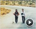 Um Parto de Viagem Trailer Original