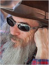 Larry Charles