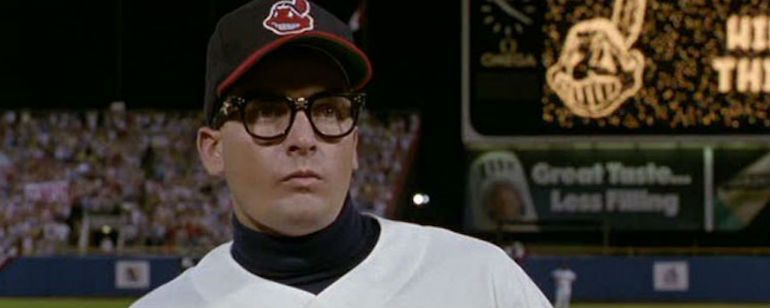 Charlie Sheen fala sobre possível sequência de Garra de Campeões - AdoroCinema
