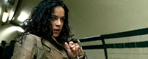 Exclusivo: Michelle Rodriguez e Gina Carano brigam em vídeo legendado de Velozes & Furiosos 6 Exclusivo: Michelle Rodriguez e Gina Carano brigam em vídeo legendado de Velozes & Furiosos 6