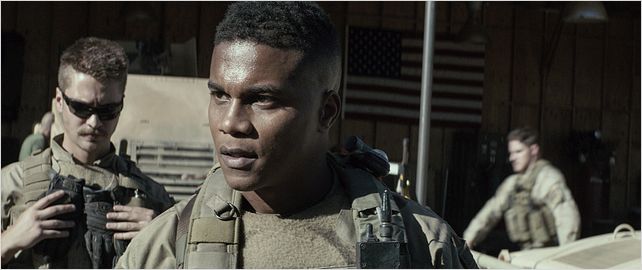 Sniper Americano : Foto Emerson Brooks, Luke Grimes